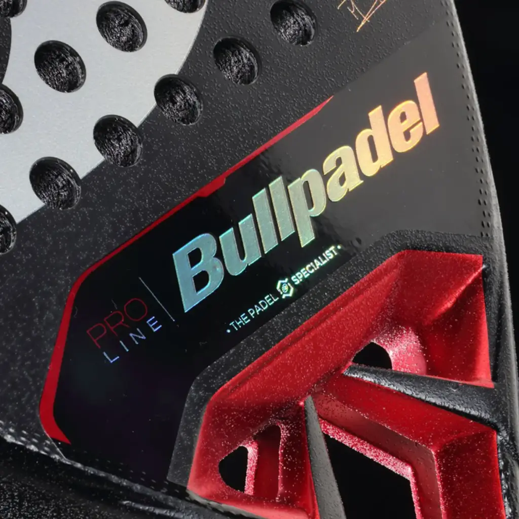BULLPADEL Vertex 04 Comfort 24 Padel Racket* - Image 5
