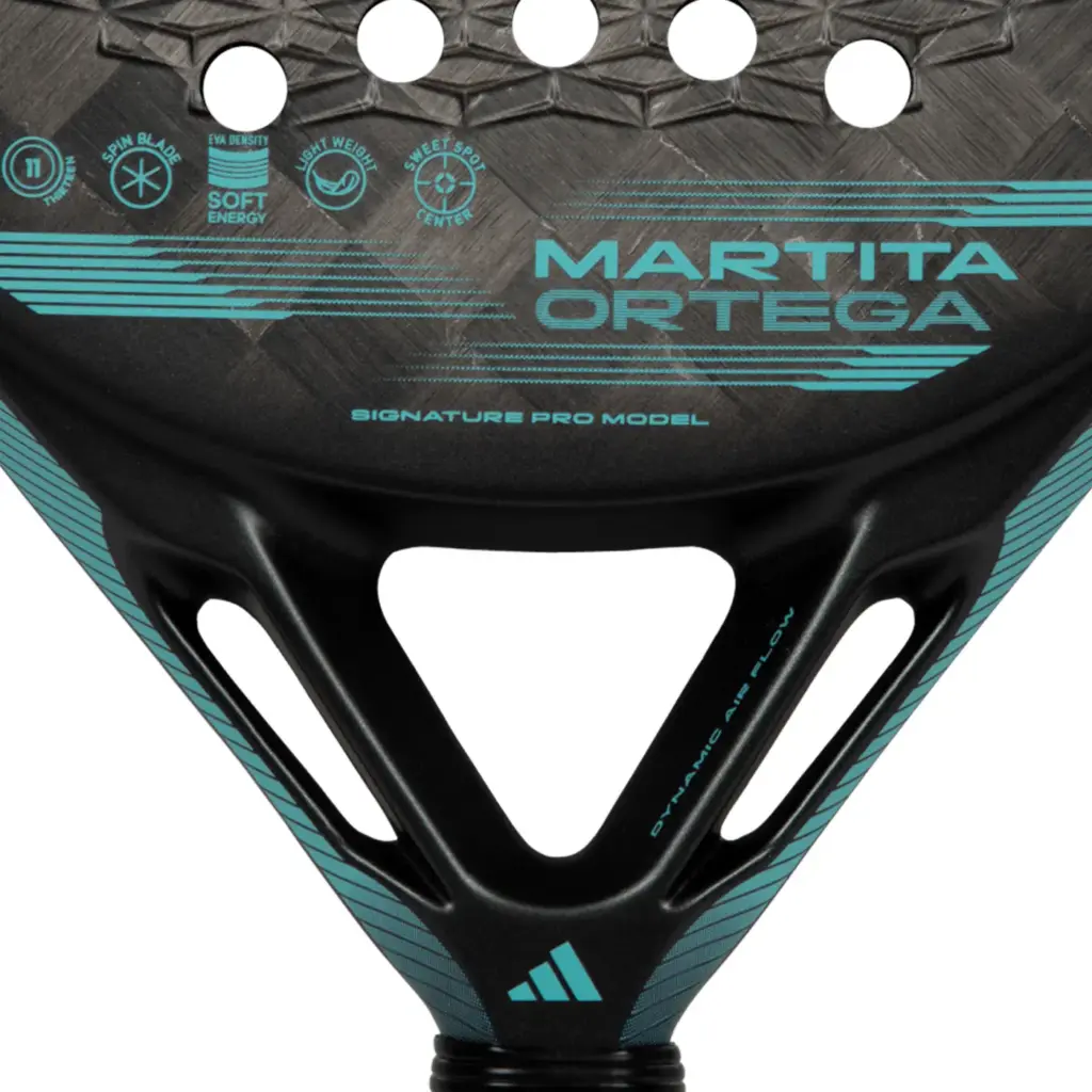 Adidas CROSS IT LIGHT 2024 Racket of MARTA ORTEGA Image 1