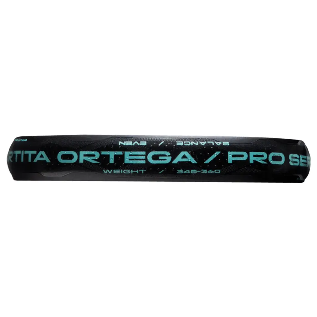 Adidas CROSS IT LIGHT 2024 Racket of MARTA ORTEGA Image 4