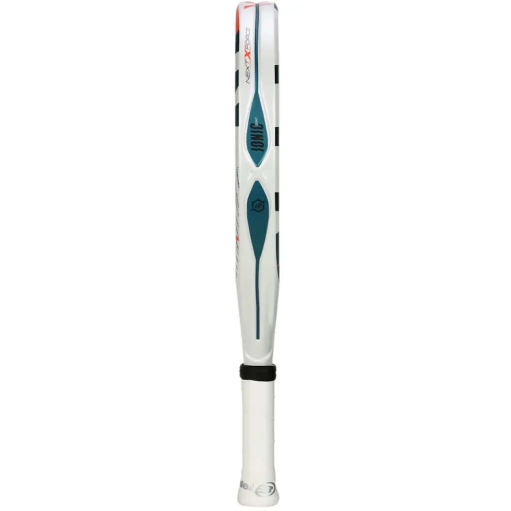 BULLPADEL Ionic Light 2025 Padel Racket 02
