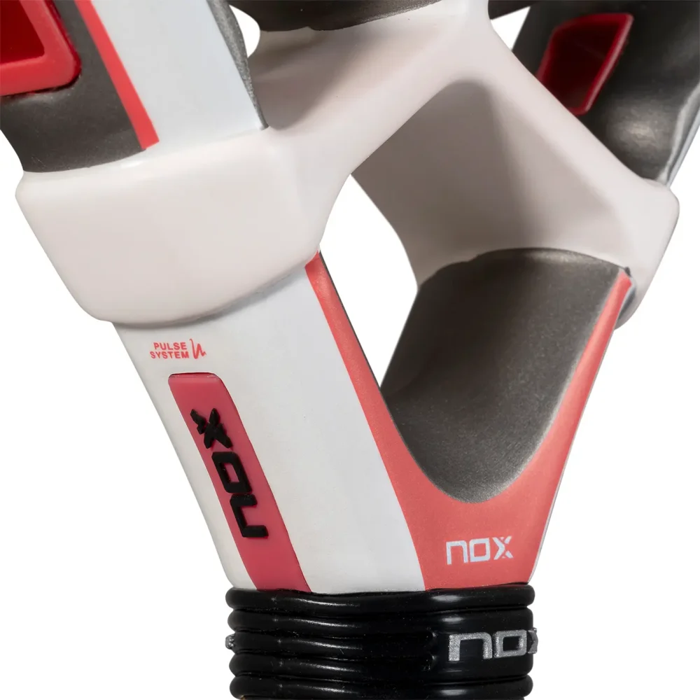 NOX VK10 Quantum 3K 2025 Padel Racket Aranzazu Osoro 10