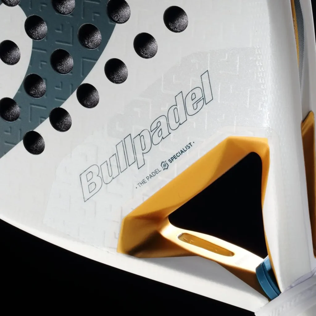 BULLPADEL Pearl 26 Bea González Padel Racket 06