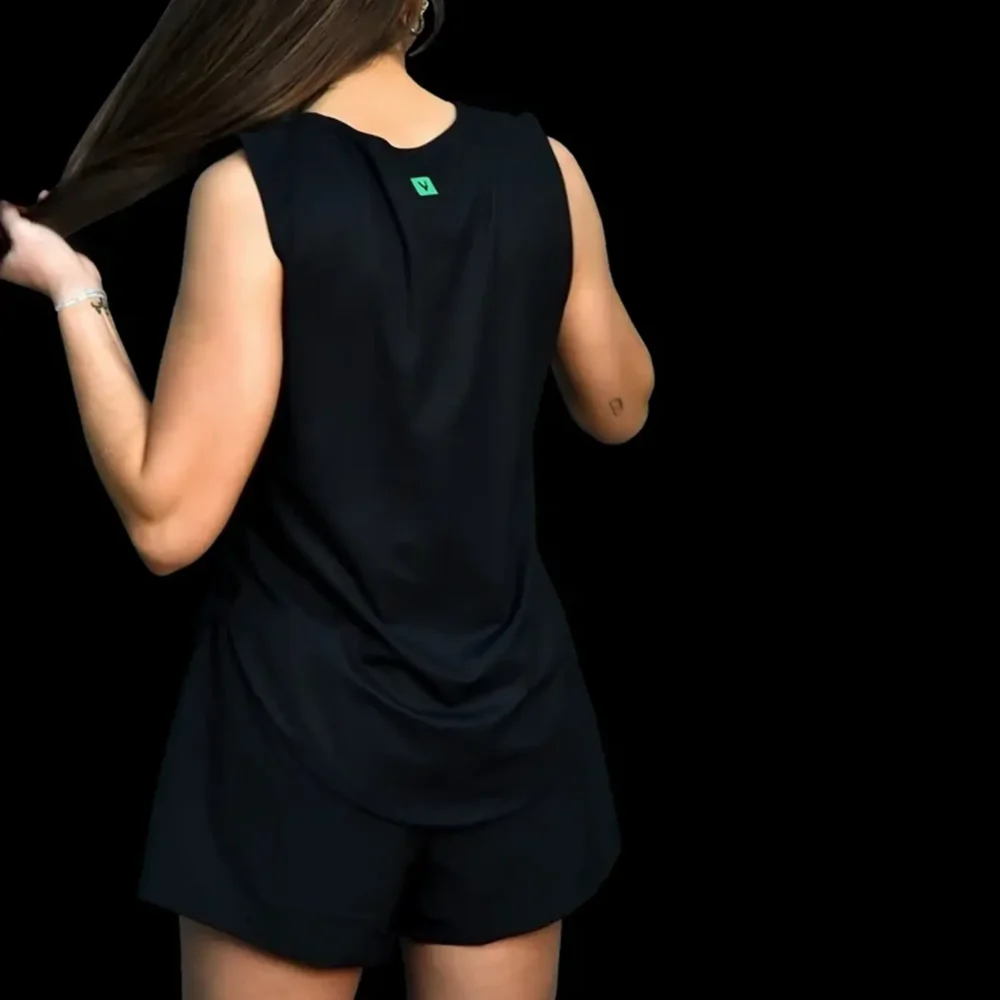 VOLT Performance Relaxed Padel Tank Top 05